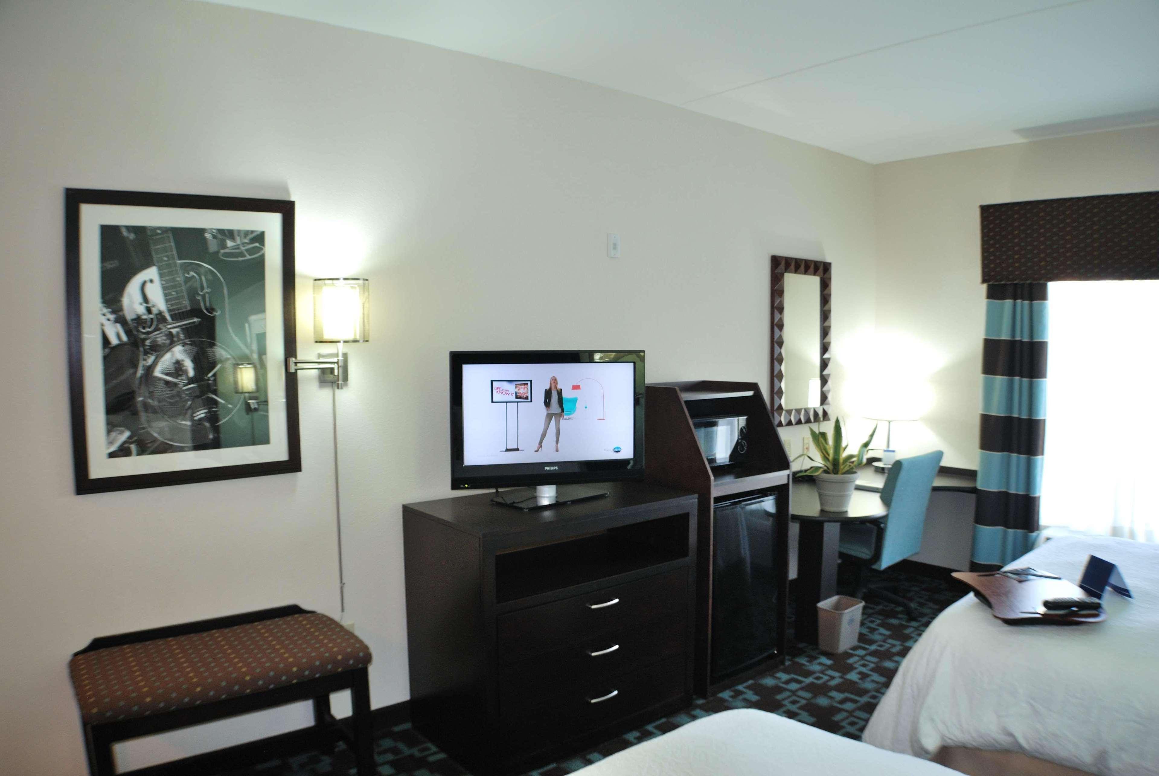 Hampton Inn & Suites Nashville At Opryland Habitación foto